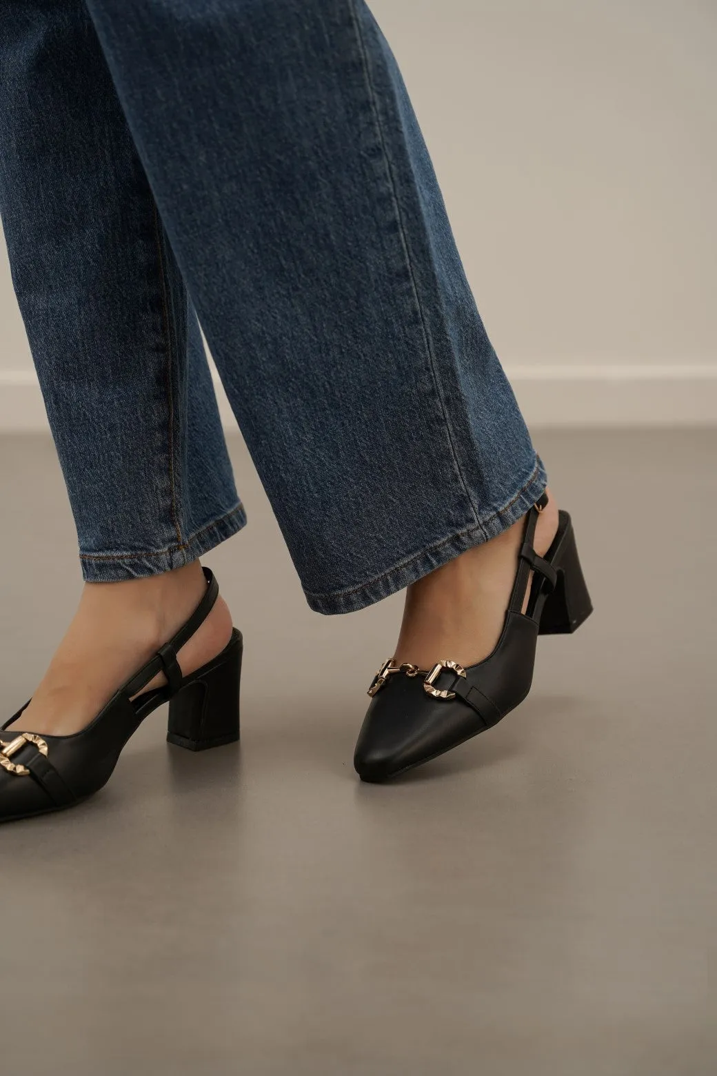 DAILY SLINGBACK HEEL