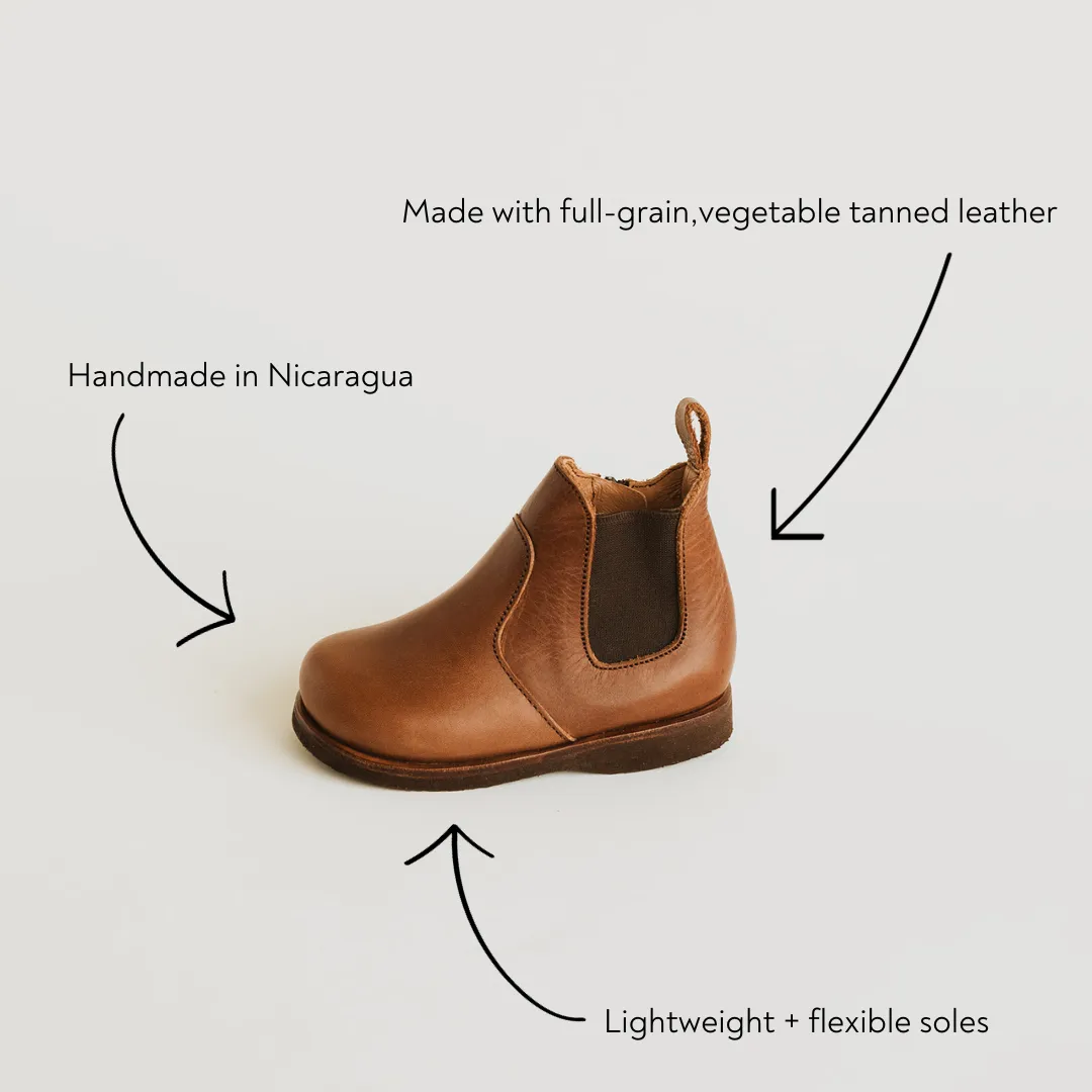 Espresso Viajero Chelsea Boot {Children's Leather Boots}