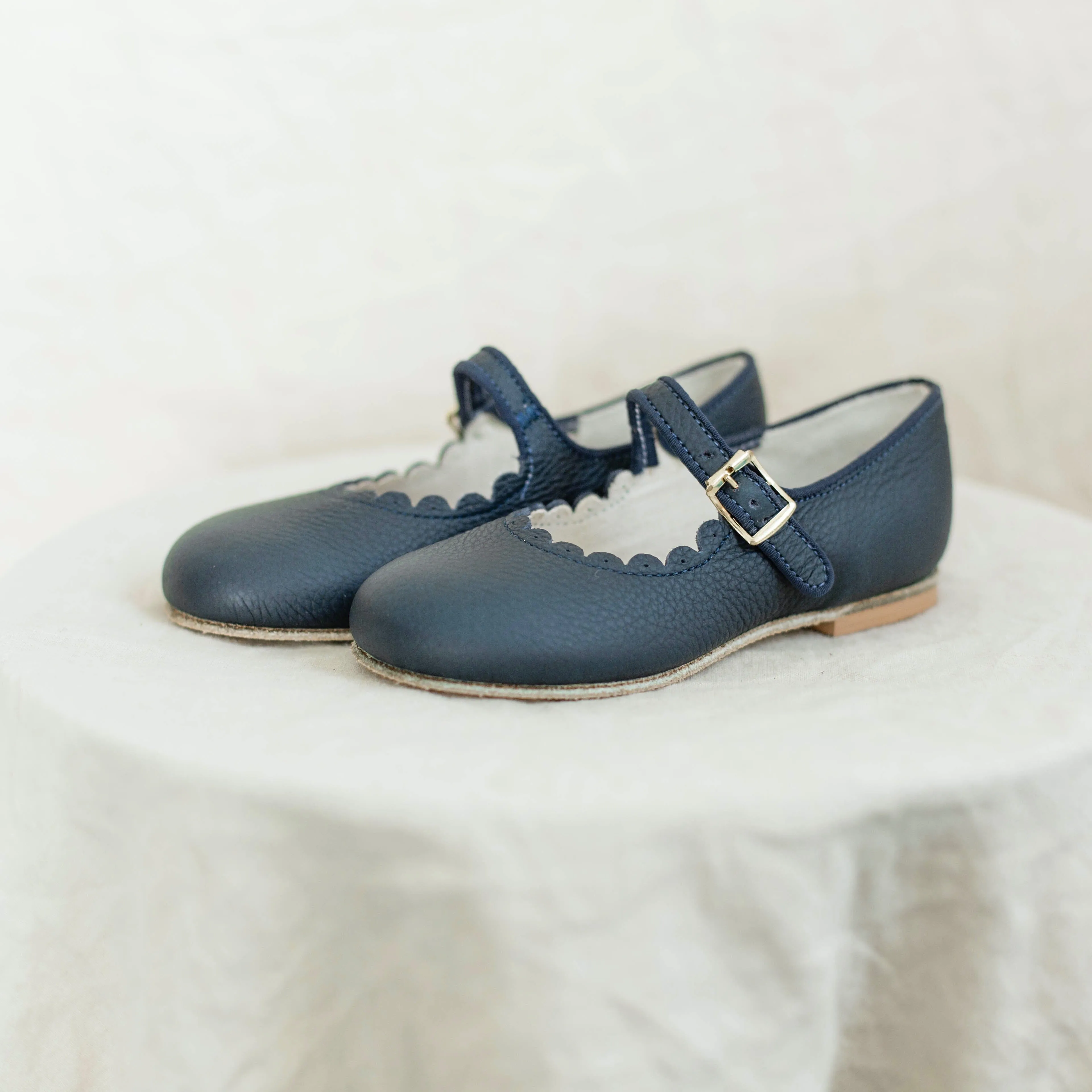 Scalloped Mary Jane | Navy