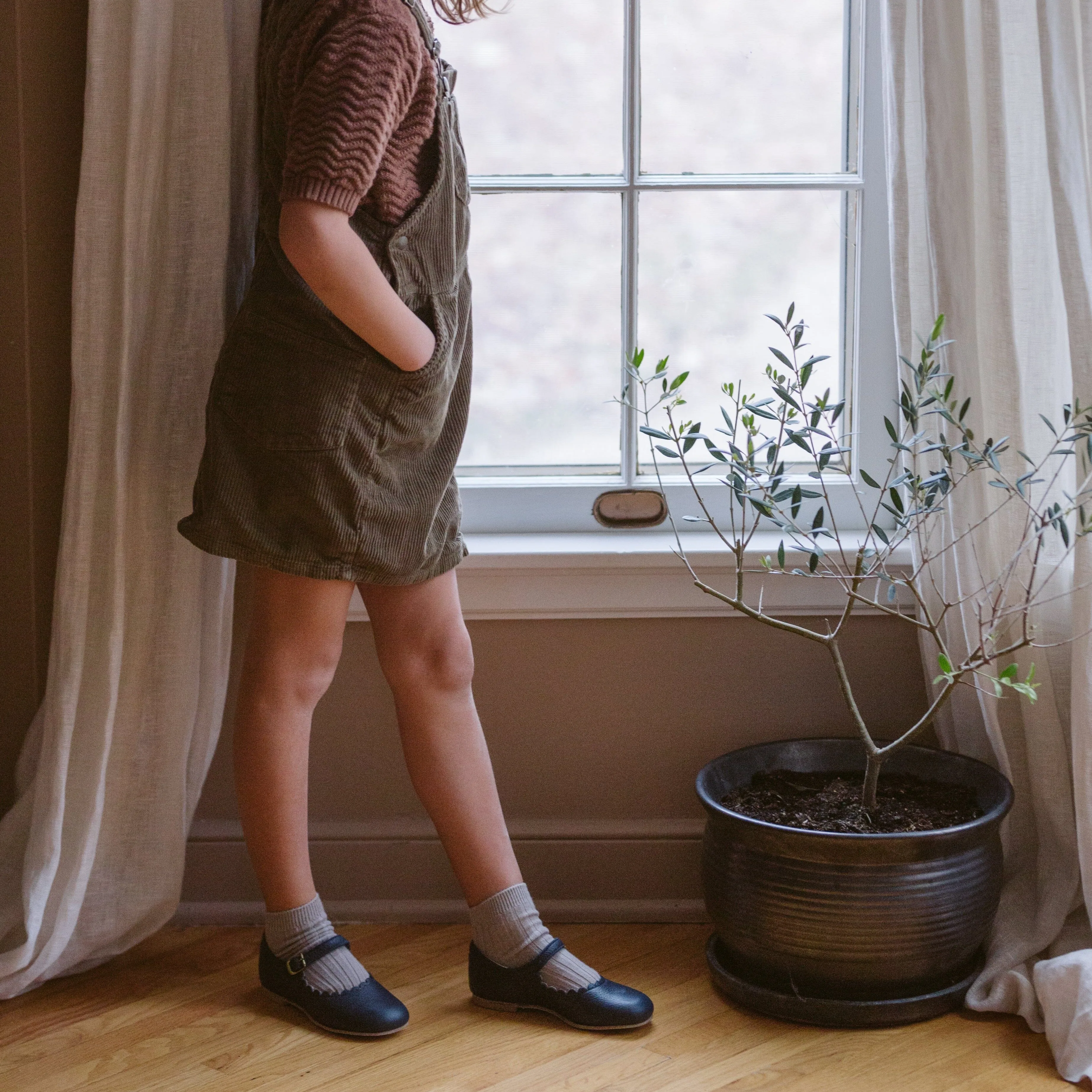 Scalloped Mary Jane | Navy