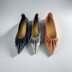 SS22006  Pointy Leather pumps with gathering details with extra cushion (new)